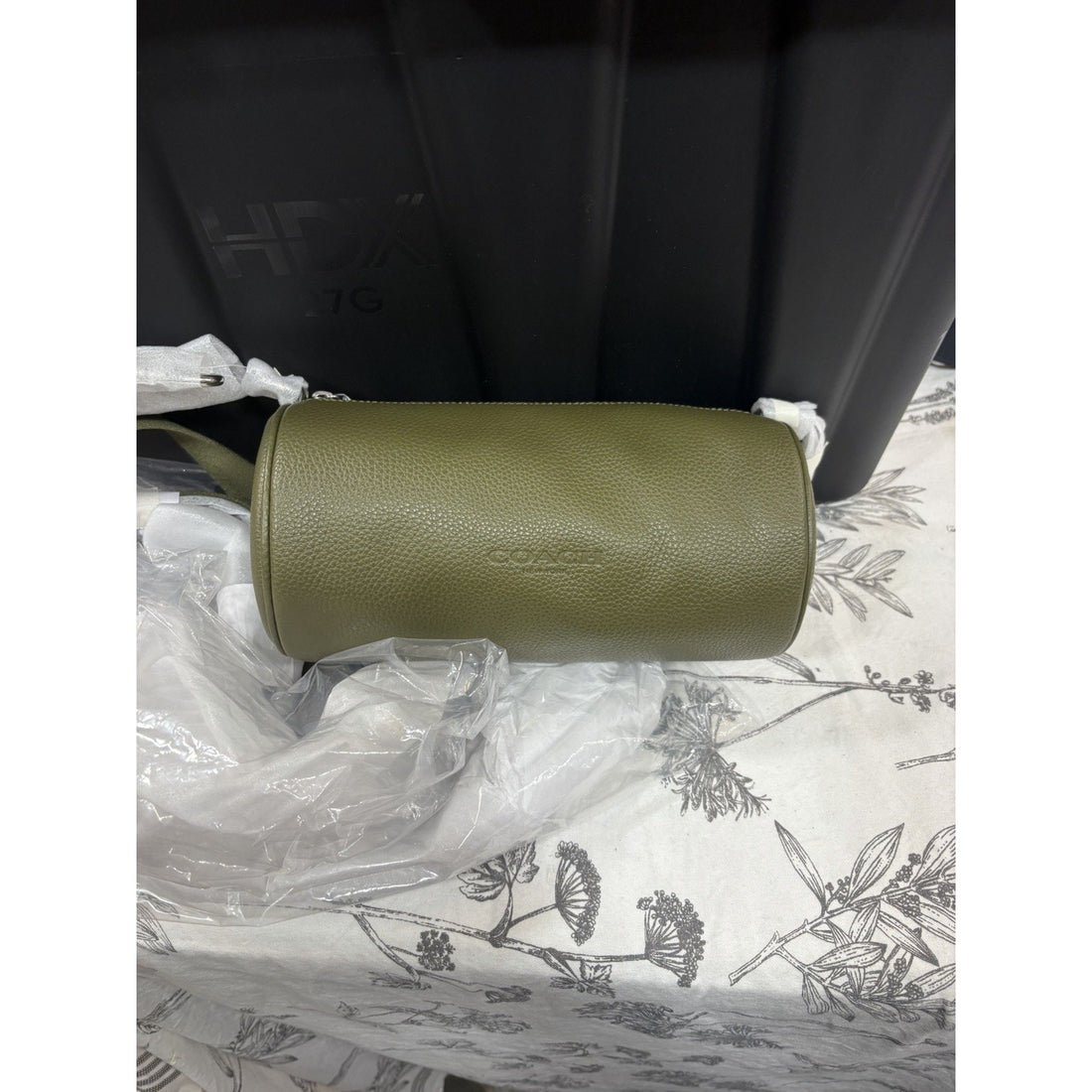 B16-003 NWT Coach Andre Barrel Bag 24 Olive Green Pebbled Leather