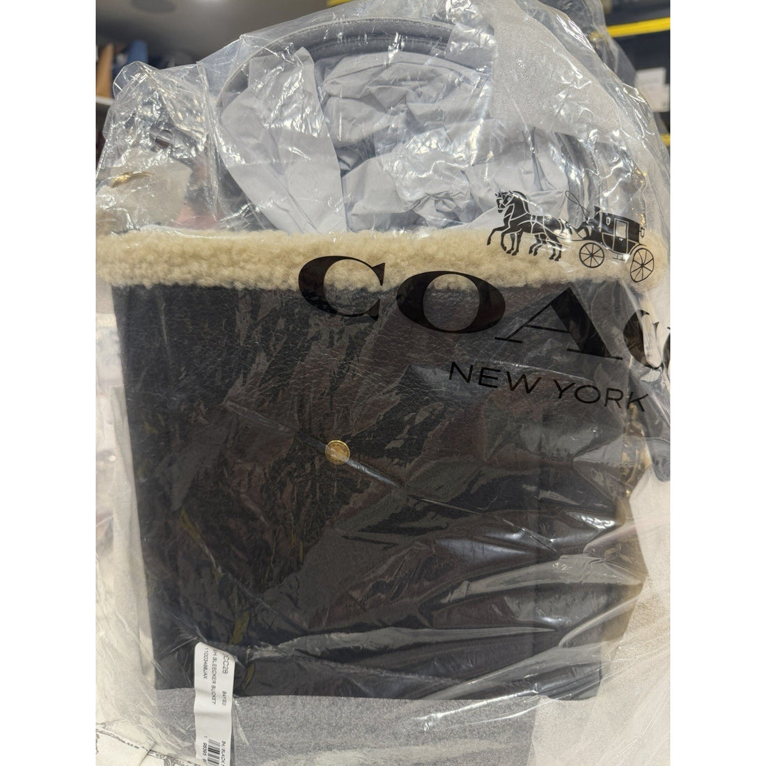 B1-009 Coach Bleecker Bucket Med w/Pouch Shearling / Black Nat CCC28 NWT - $595