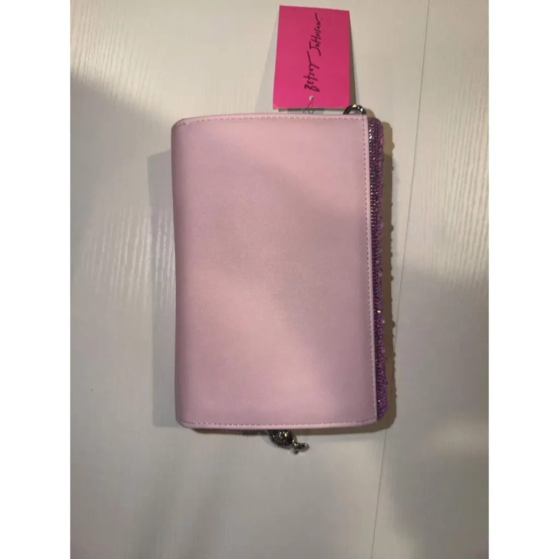 B7-003 NWT Betsey Johnson Kitsch Candy Hearts Wallet On Chain Pink Pink