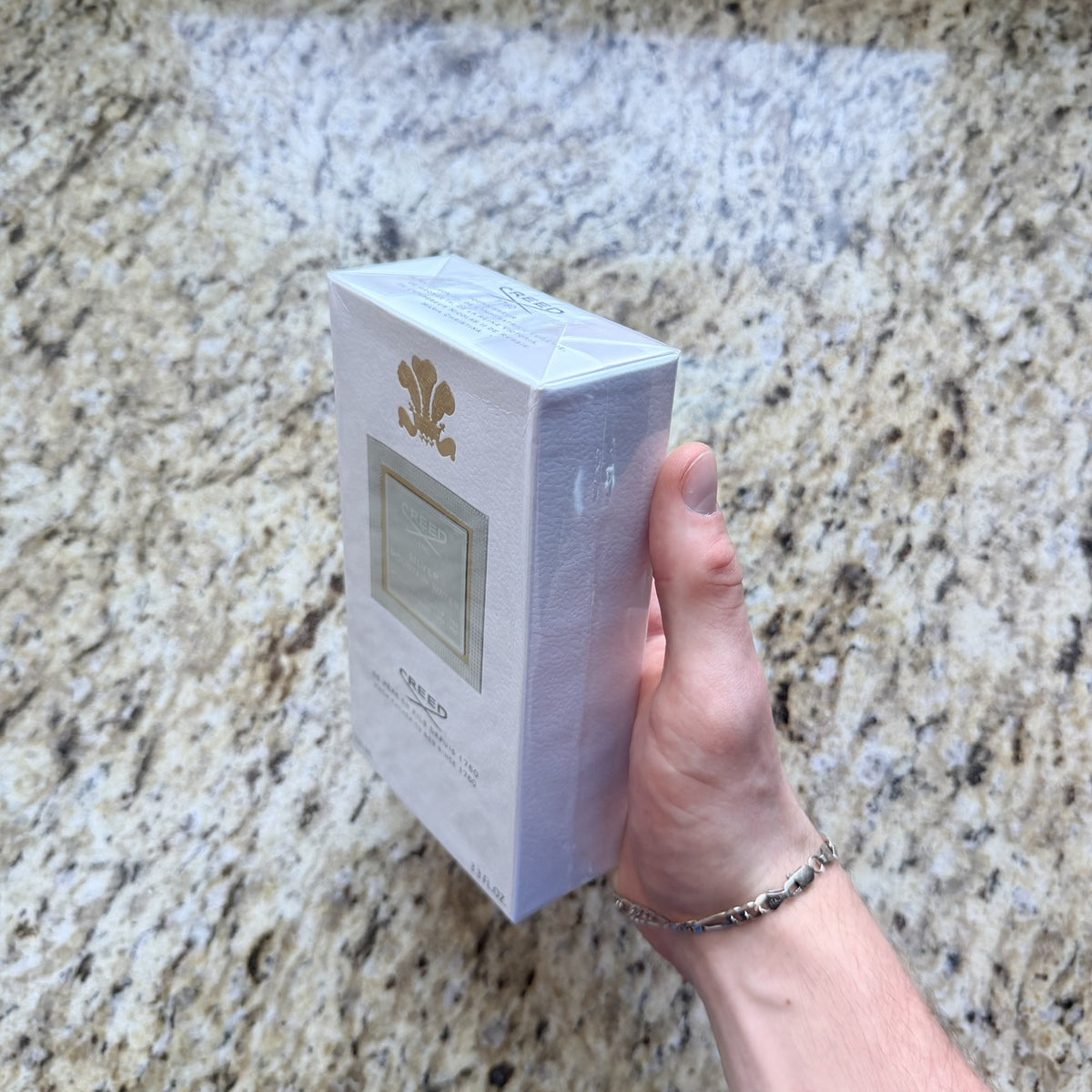 Creed Silver Mountain Water sealed box angle