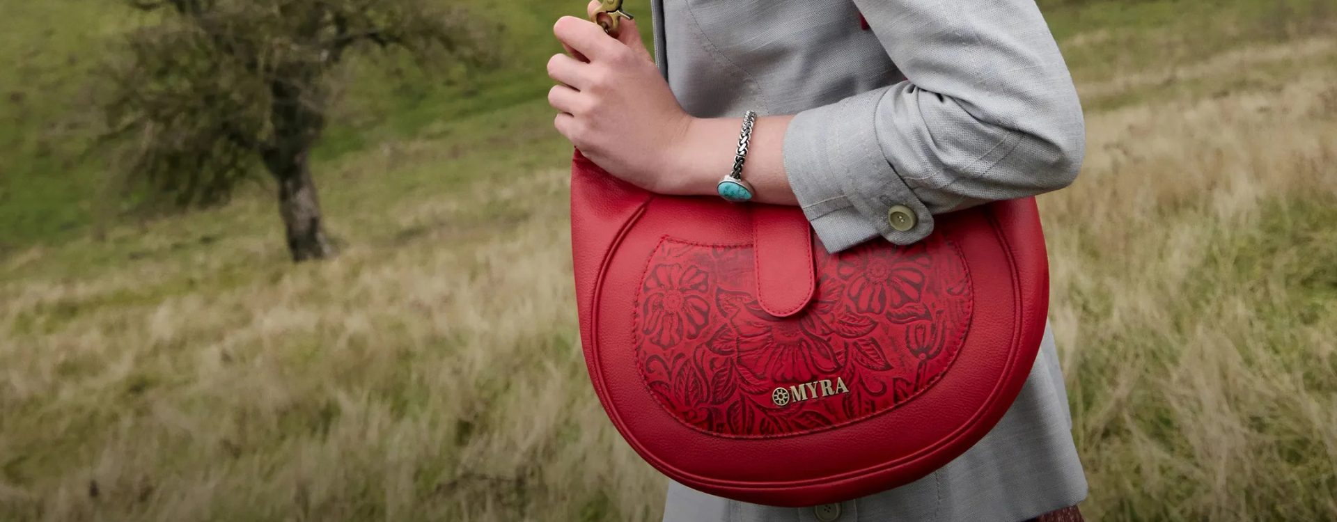 slider image slider_item_XcCHQg