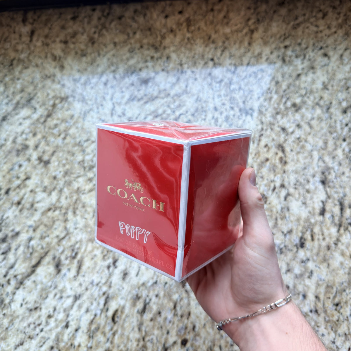 Coach Poppy sealed box side
