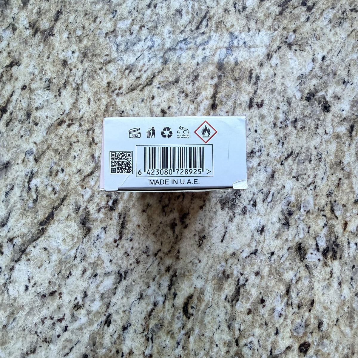 Yara box side with barcode