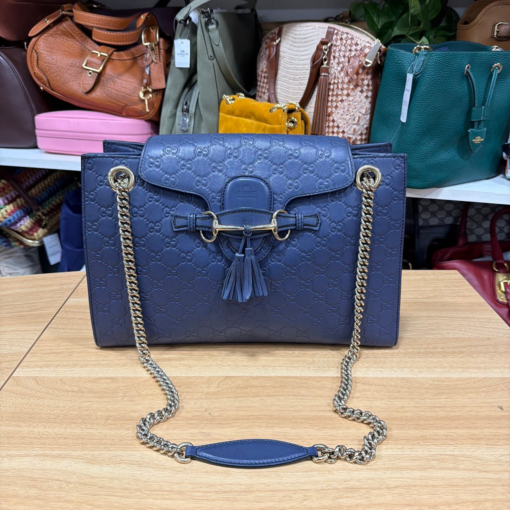 Gucci Emily Large navy Guccissima leather chain shoulder bag front with horsebit and tassels