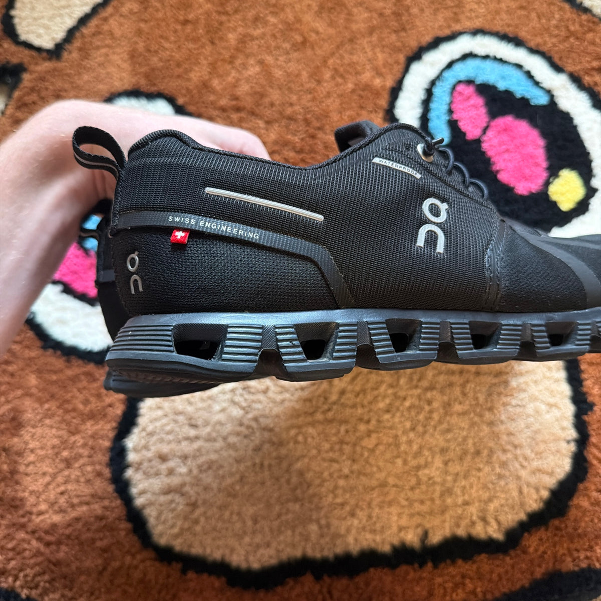Waterproof marking and heel detail