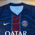 Nike PSG jersey collar Ici c'est Paris neck print and size XL label