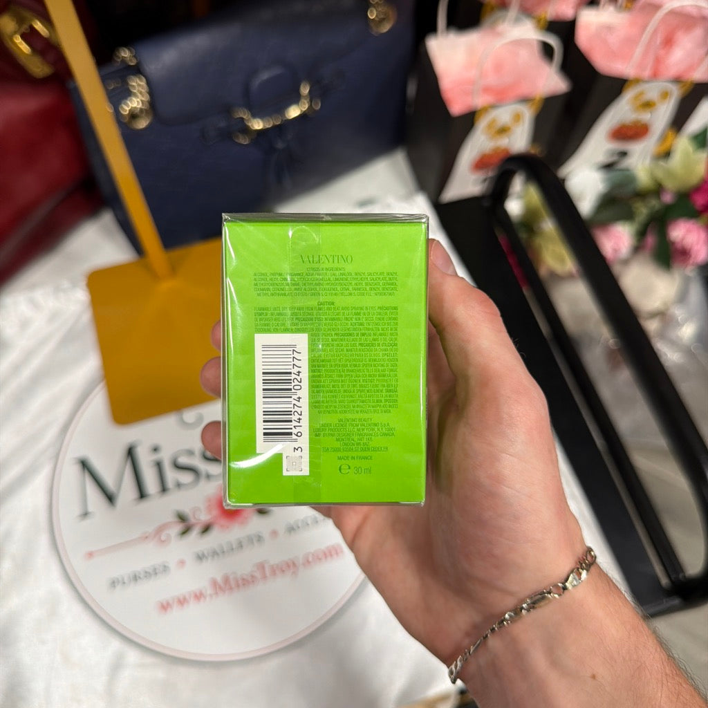 Valentino Donna Born in Roma Green Stravaganza 30ml sealed box front